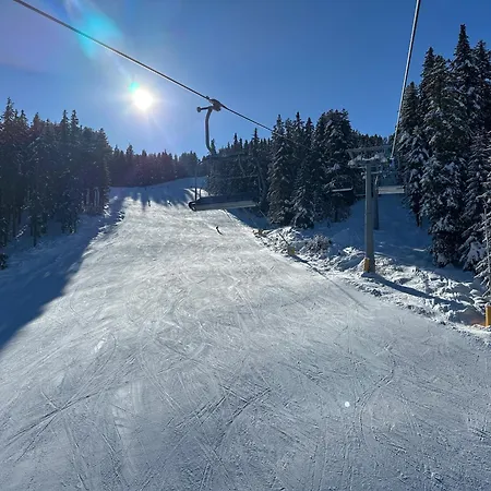 アパートホテル Family Luxury Private For 4 Max 6 People In 4 Star St Ivan Rilski,