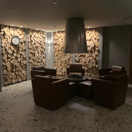 Family Luxury Private With Wellness In 4 Star St Ivan Rilski, Апартхотел 4*