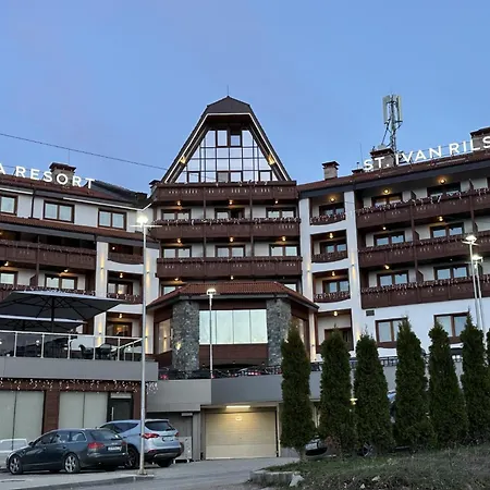 Апартхотел Family Luxury Private With Wellness In 4 Star St Ivan Rilski,