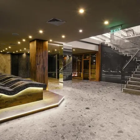 Family Luxury Private With Wellness In 4 Star St Ivan Rilski, Апартхотел
