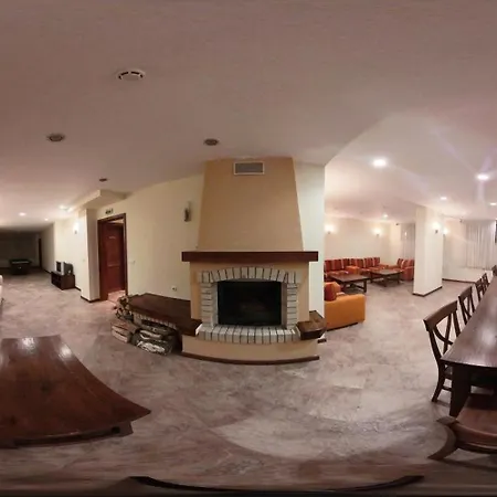Апартхотел Family Luxury Private With Wellness In 4 Star St Ivan Rilski,